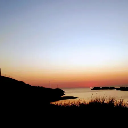 Holiday home 4 Bedroom Cozy In Sirevag